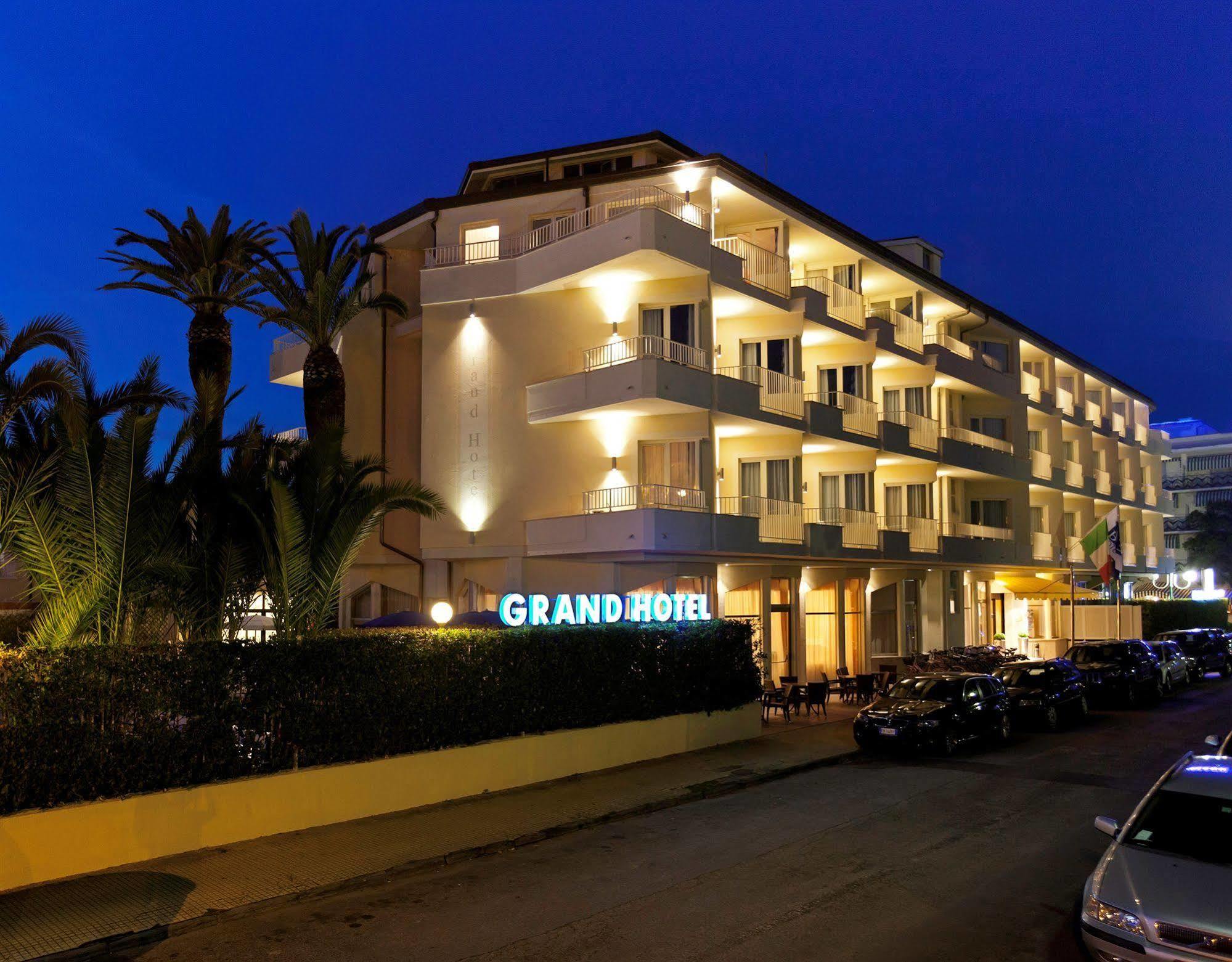 Grand Hotel Forte dei Marmi Kültér fotó